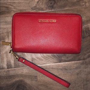 Micheal Kors wallet